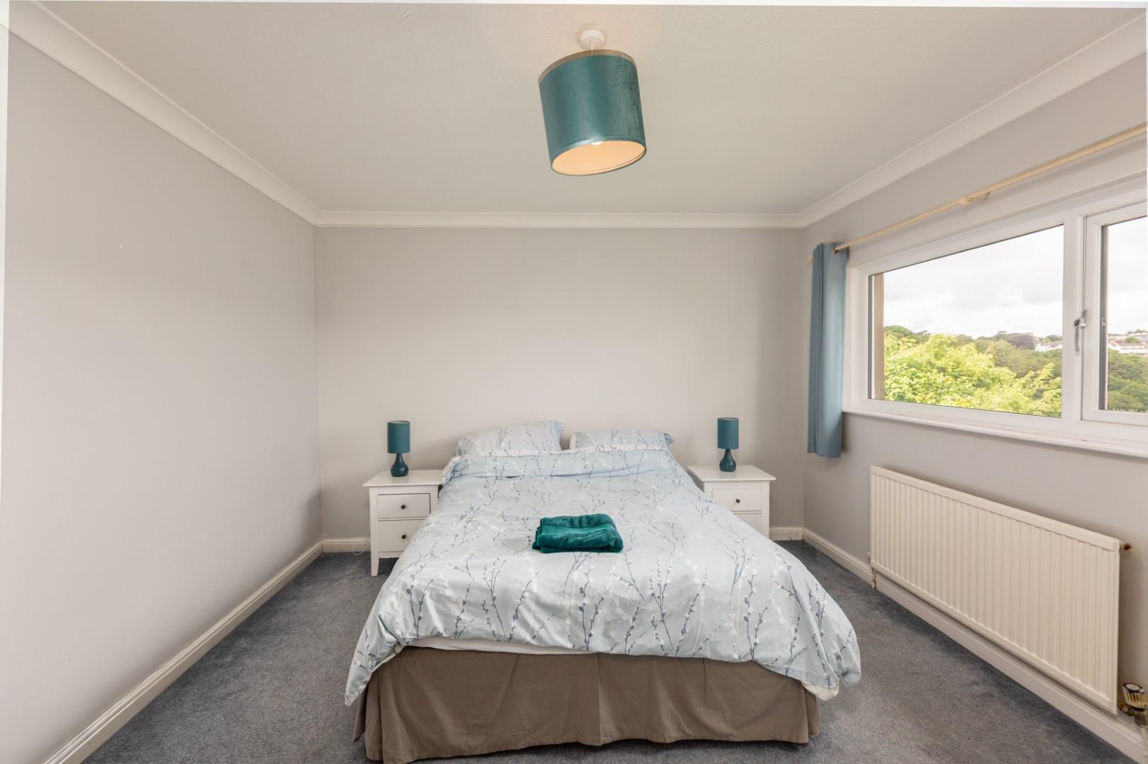 Overland Close, Mumbles, Swansea, SA3 4LR